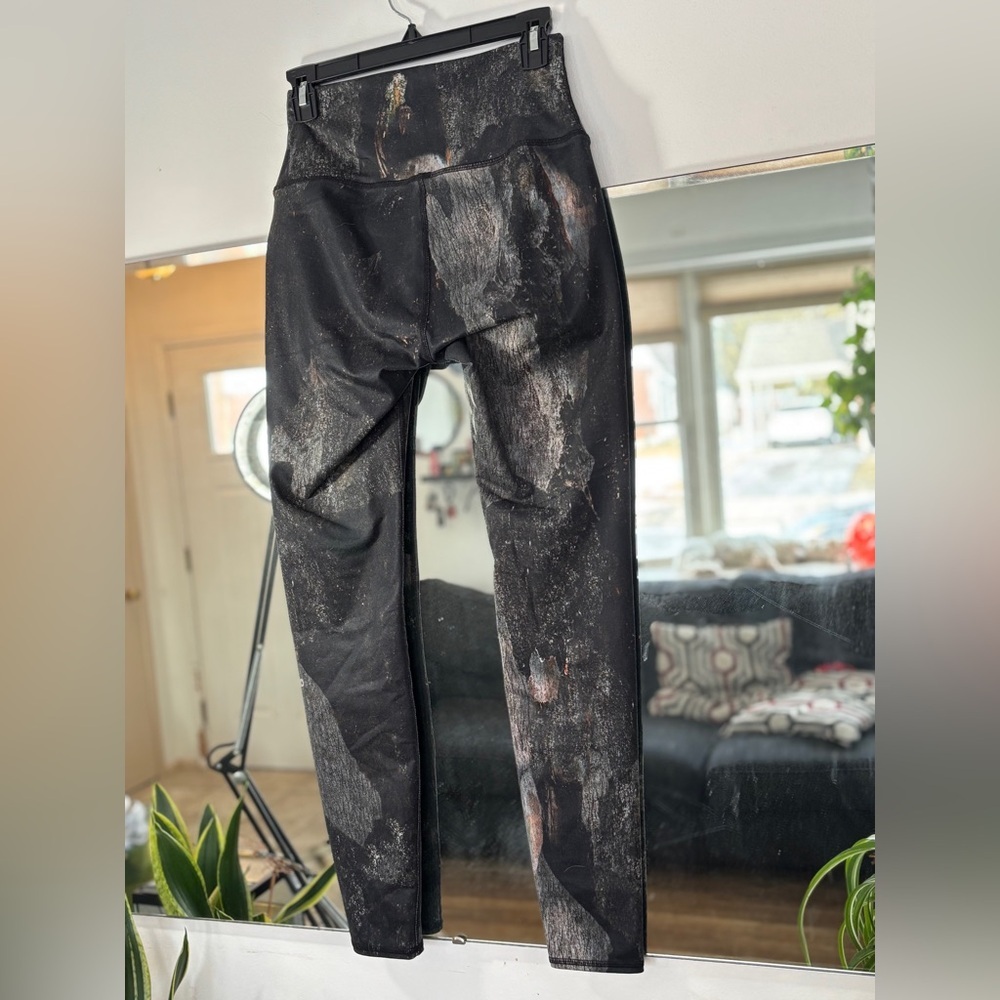 Alo Yoga High Waist Airbrush Legging Print Canyon Yoga Workout Running Gym SZ S - Picture 3 of 5